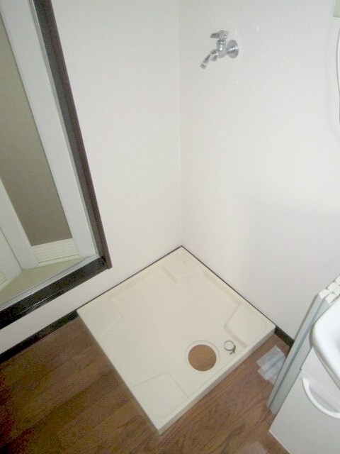 洗濯機置場 目方ハイツ