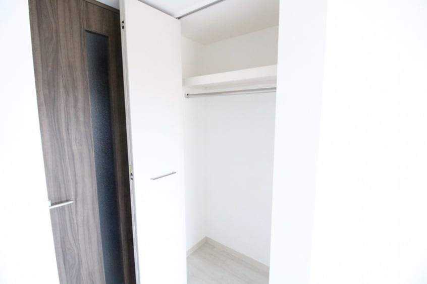 収納 エステムコート神戸湊町(1405)