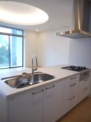 キッチン ＶＡＬＴＨＡＵＳ