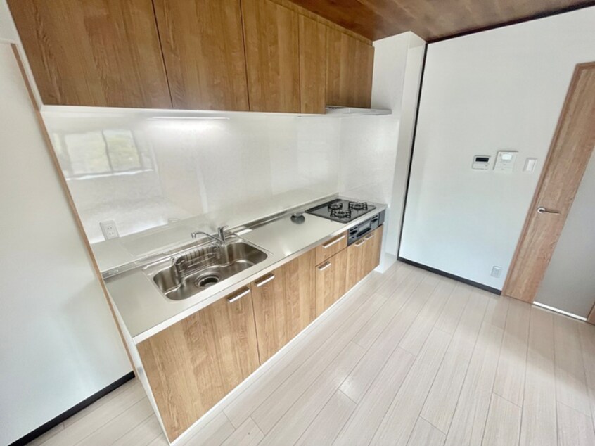 キッチン ﾆｭｰｻﾝﾊｲﾂ