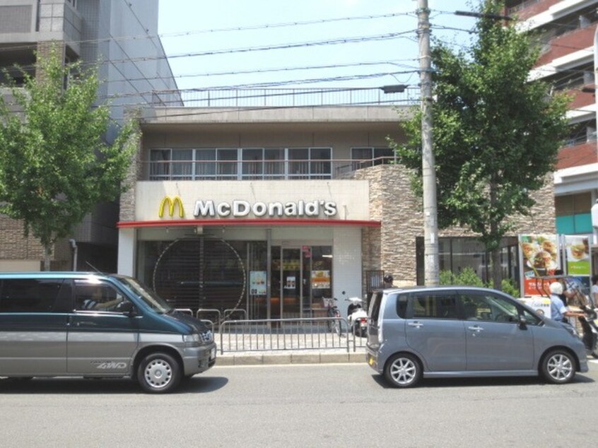 マクドナルド(ファストフード)まで30m メディナ椥辻