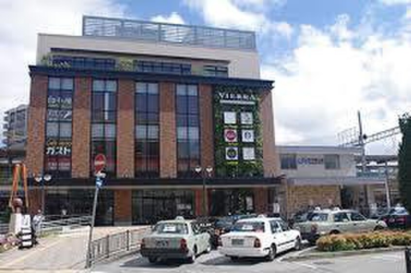 ビエラ甲子園口(その他飲食（ファミレスなど）)まで240m SAINT甲子園口