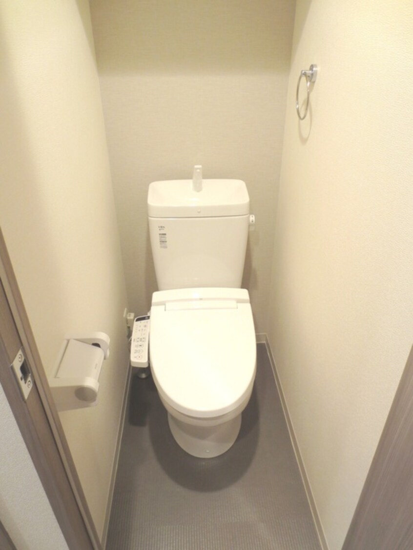 トイレ プレサンス松屋町駅前(406)