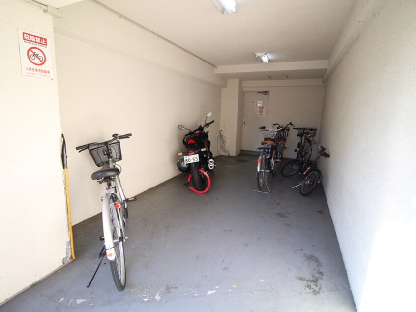 駐輪場 グリ－ンビュ－田川
