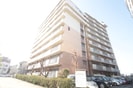 生島リバーサイドマンションB棟の外観
