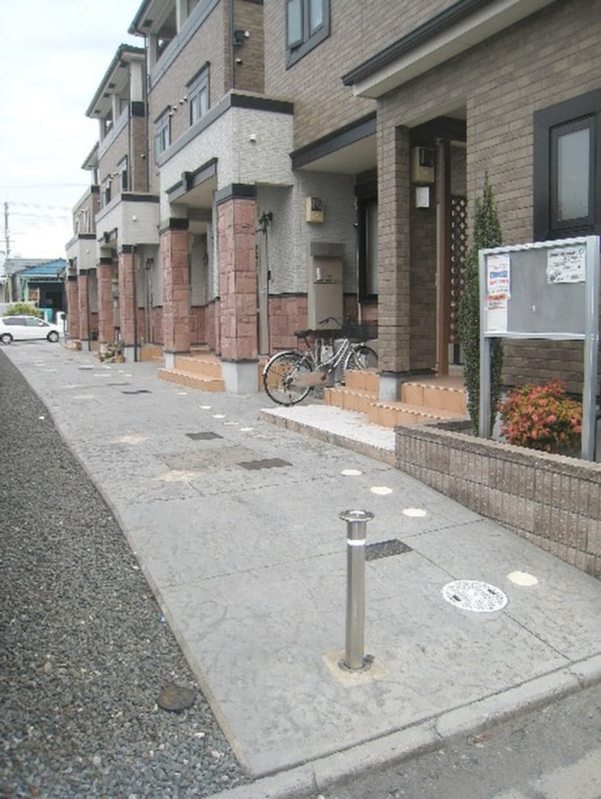 エントランス部分 フルリ－ルコ－ト