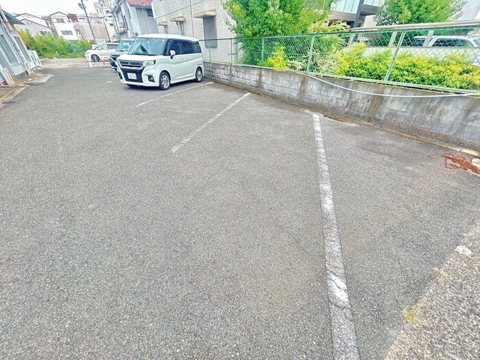 駐車場 サンコ－ポヒロタ