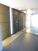 エントランス部分 ＲＩＣＨＥ鶴見