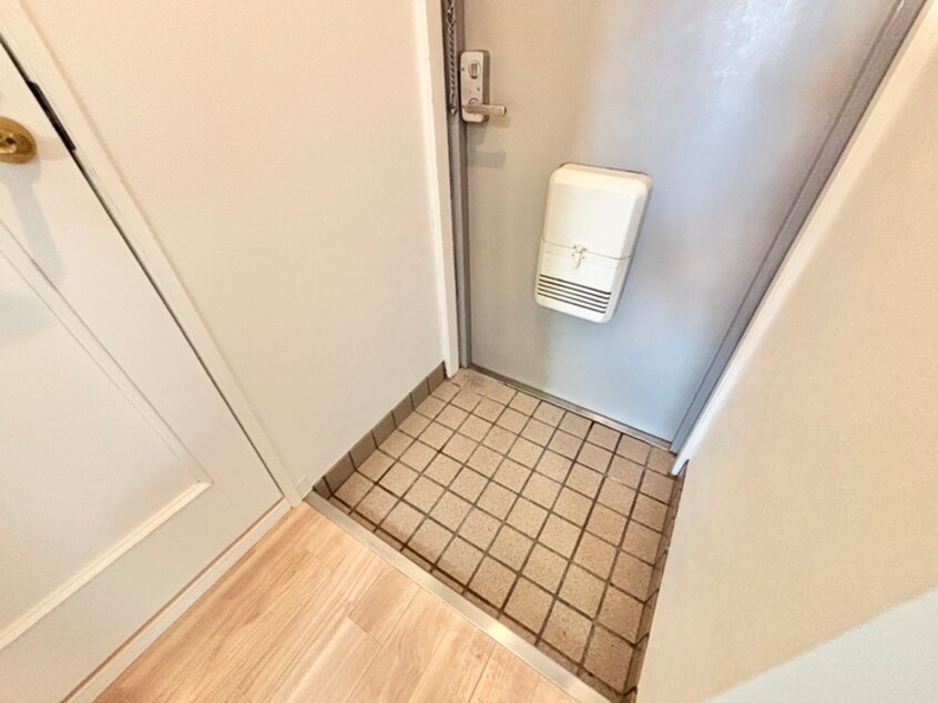 廊下 高津ﾋﾙﾄﾝ