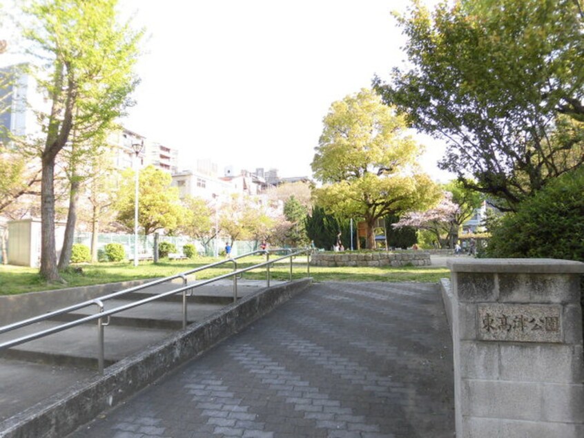 東高津公園(公園)まで35m 高津ﾋﾙﾄﾝ