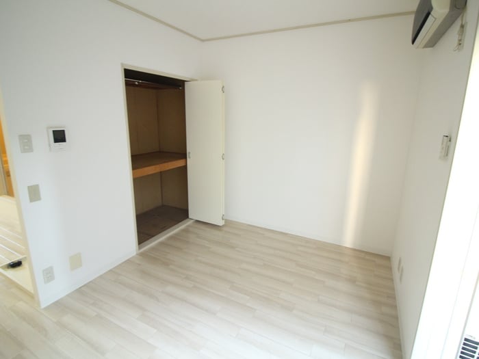 居室 中百舌鳥ハイツ