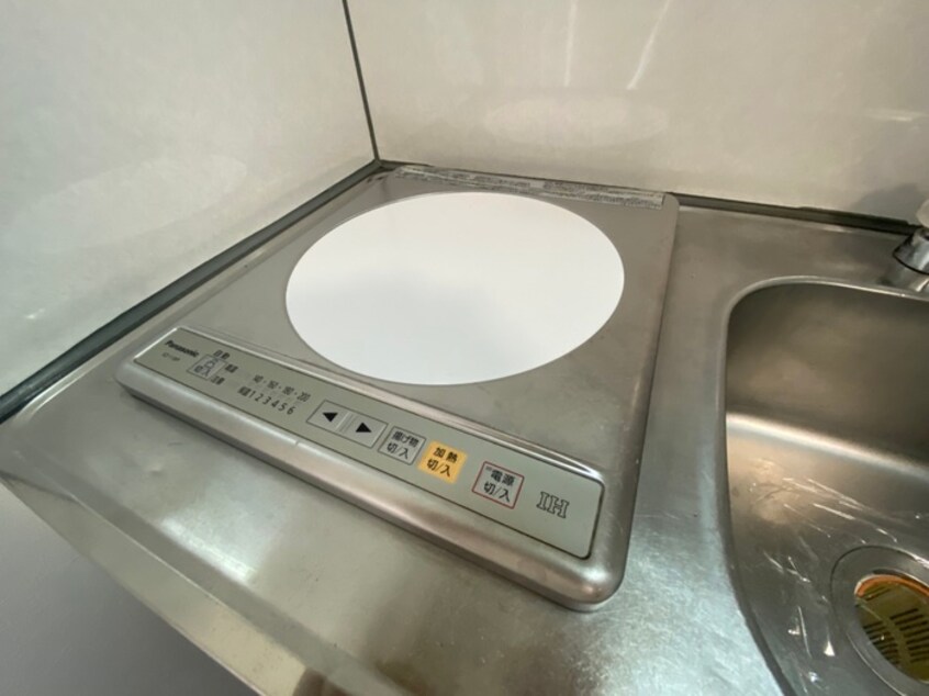 キッチン 後光ビル春宮