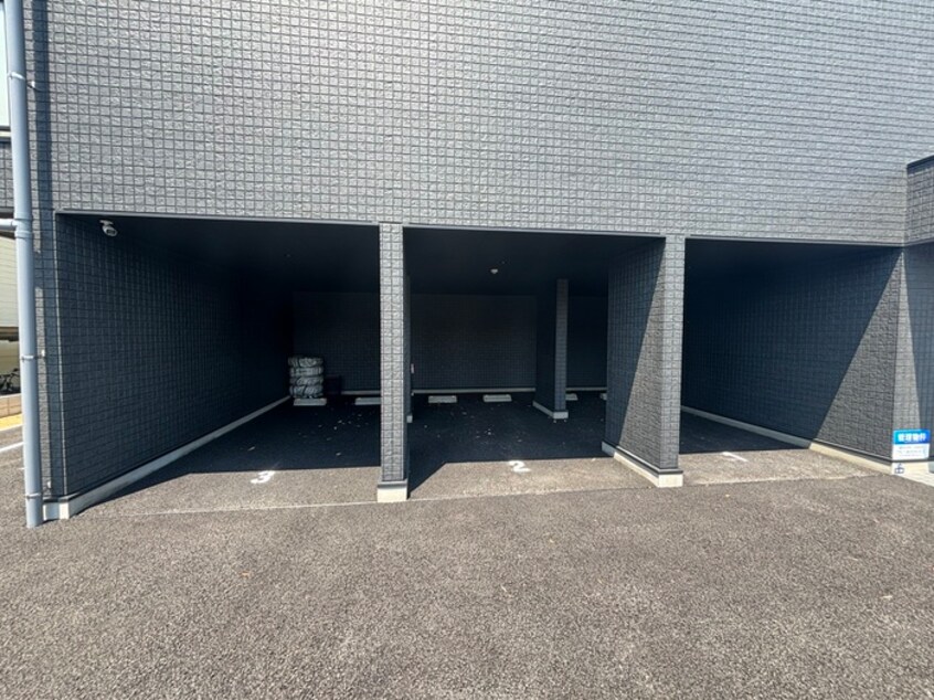 駐車場 ヴェルステック宝塚