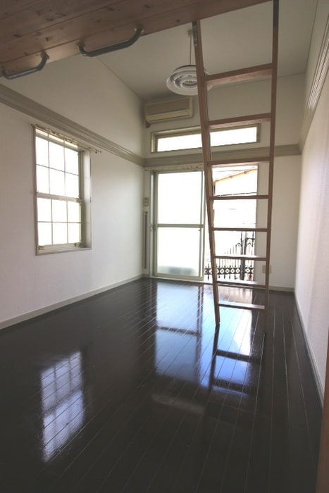 居室 霞ヶ丘魚里ハイツ