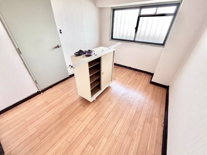 居室 アクティ寝屋川