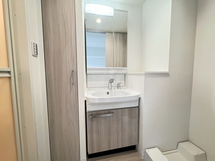 洗面 GENOVIA神戸湊川公園