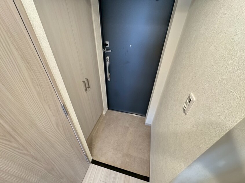 玄関 GENOVIA神戸湊川公園