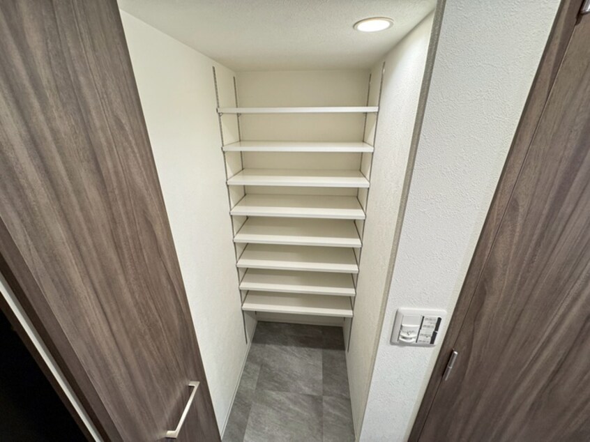 靴箱 GENOVIA神戸湊川公園