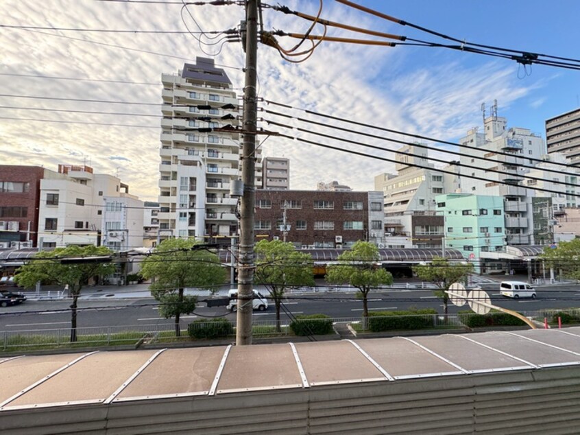 室内からの展望 GENOVIA神戸湊川公園