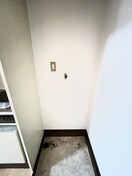 洗濯機置場 ﾊｰｽｻｲﾄﾞﾅｶｶﾞｲﾄｳ