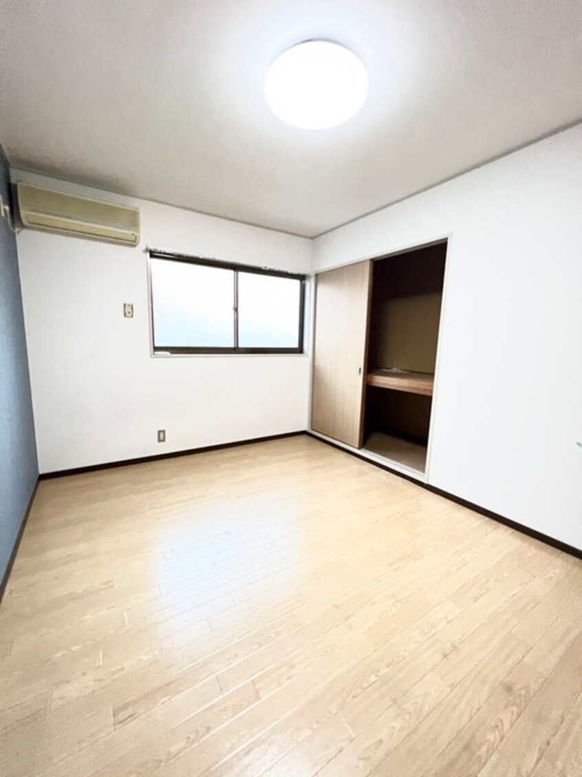 居室 ﾊｰｽｻｲﾄﾞﾅｶｶﾞｲﾄｳ