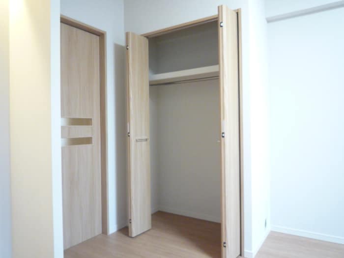 収納 ＳＴＯＬＺ岸辺