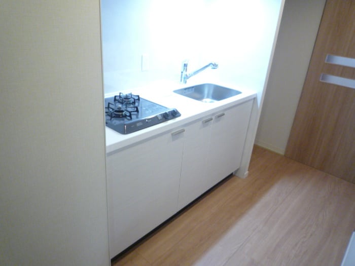 キッチン ＳＴＯＬＺ岸辺