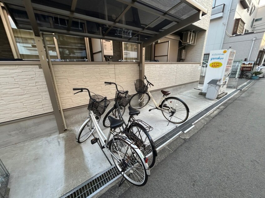 駐輪場 グリッター沢ノ町