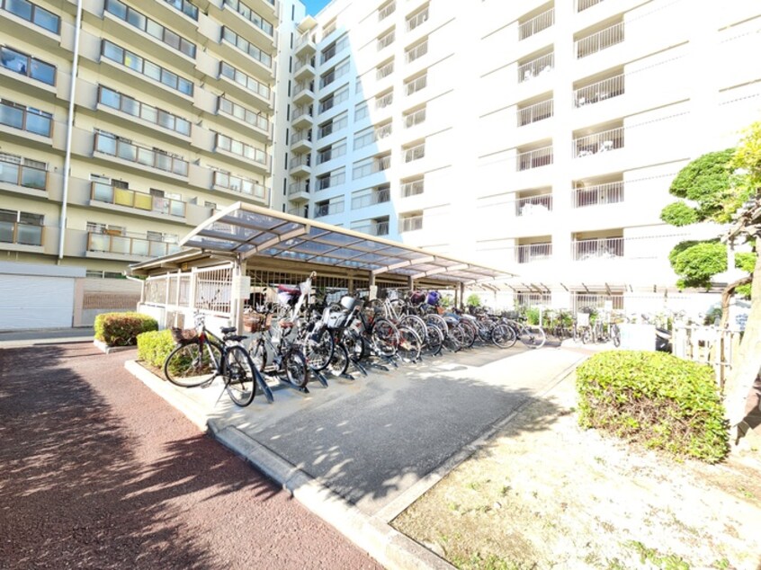 駐輪場 メガロコープ平野2号棟(302)