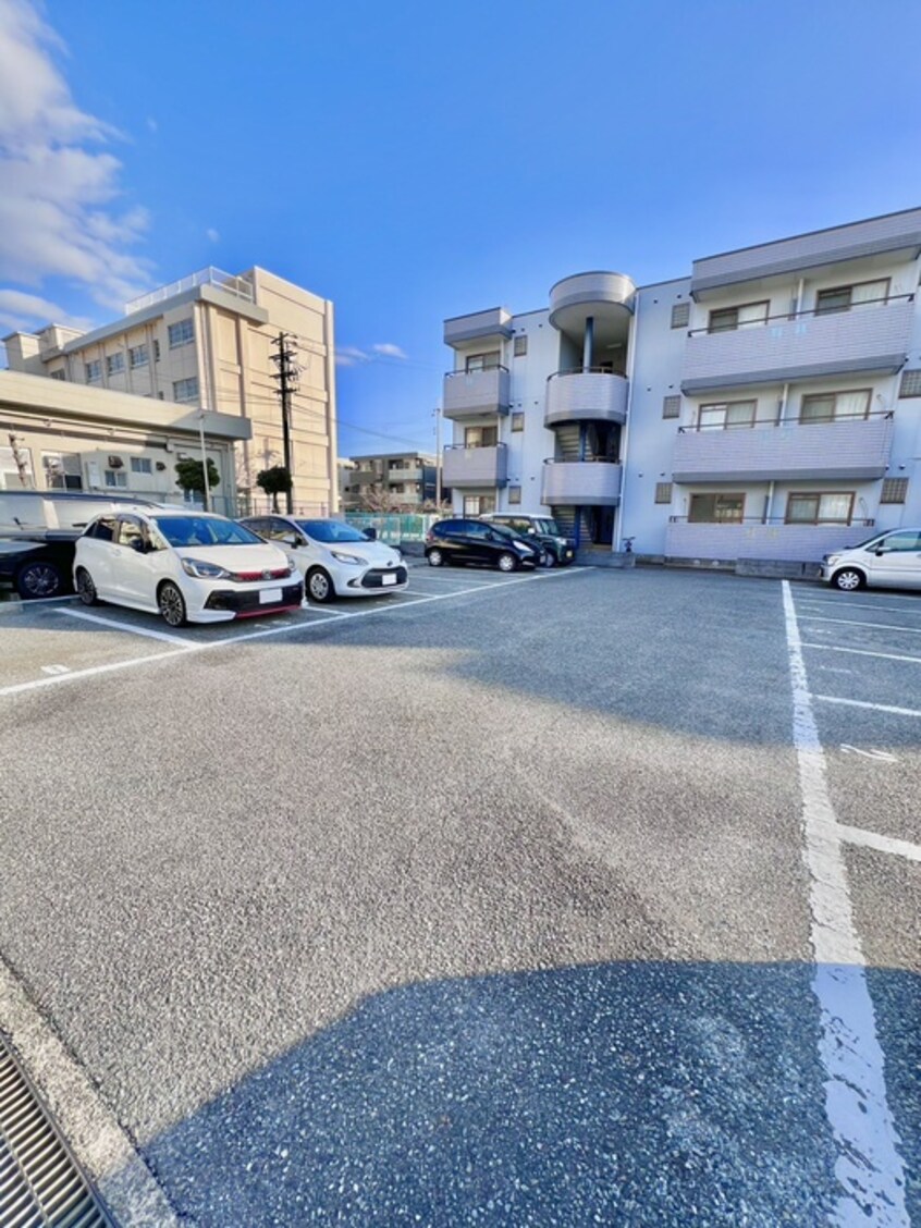 駐車場 ヴィラ９３