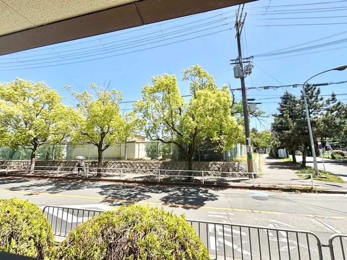 室内からの展望 ウエストサイド箕面