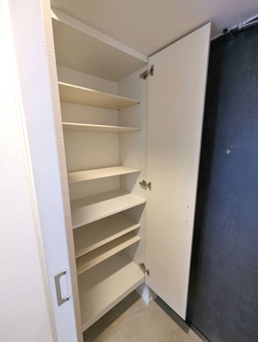 靴箱 ｻﾑﾃｨ夕凪LUKSUS(303)