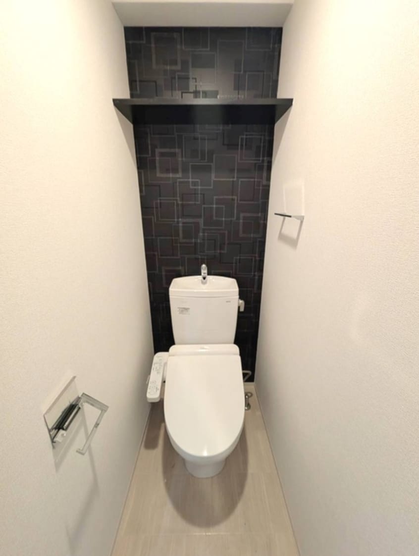 トイレ ｻﾑﾃｨ夕凪LUKSUS(303)