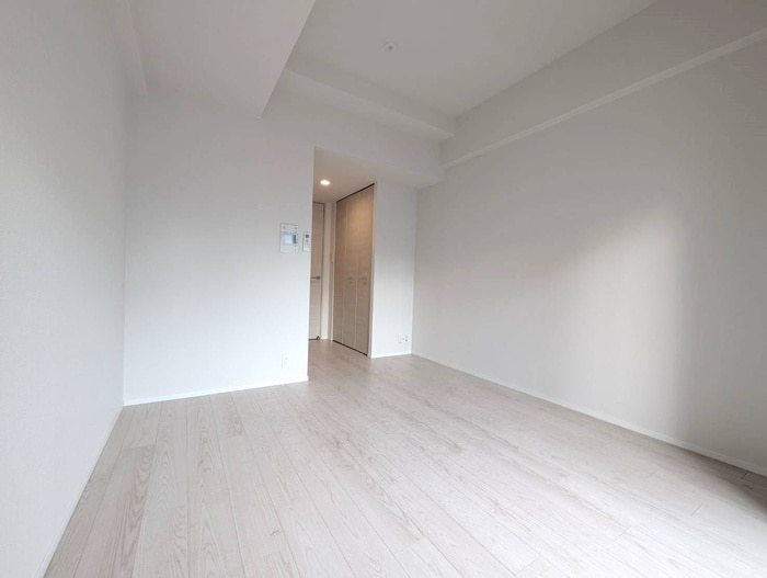 居室 ｻﾑﾃｨ夕凪LUKSUS(303)