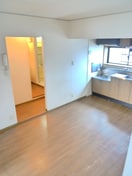 キッチン Ｍクレ－ル　Ｂ棟