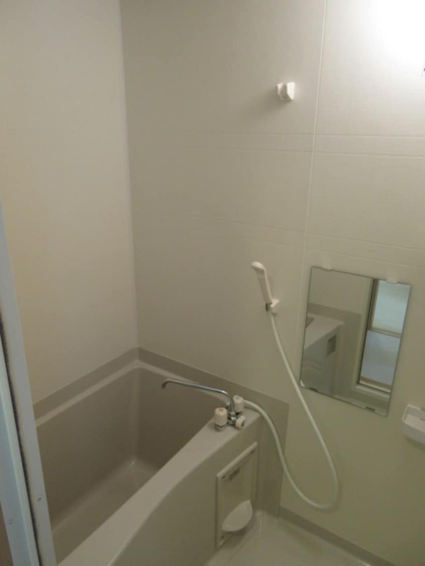 バス／シャワールーム等 ルミエール弁天