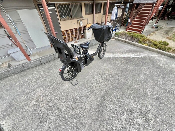 バイク置き場 ル－ルドハウス箕面Ａ棟