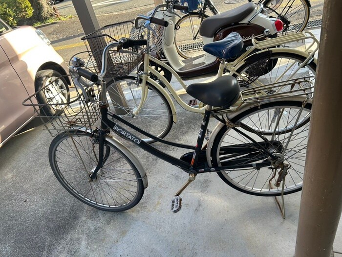 駐輪場 わかばハイツ