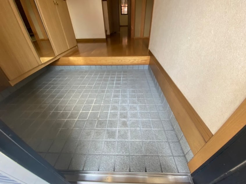 玄関 上笠3丁目貸家