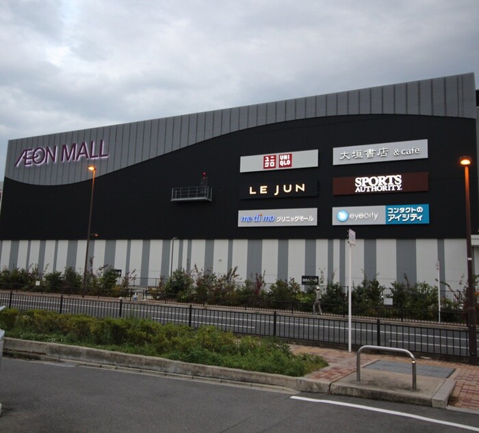 イオンモール京都桂川店(ショッピングセンター/アウトレットモール)まで1000m デュオヒルズ京都桂川（１０８）