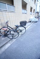 駐輪場 リサ上新庄