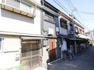 ラピス潮路の外観