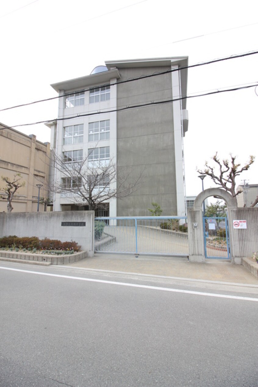 堺市立月洲中学校(中学校/中等教育学校)まで70m ＣＡＳＡ　ＯＫＵＮＯ