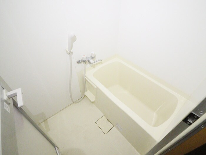 バス／シャワールーム等 エルハイム