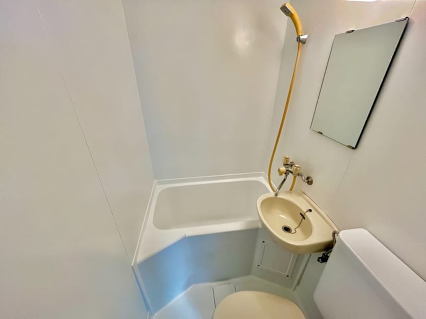 バス／シャワールーム等 リバ－サイド東梅田