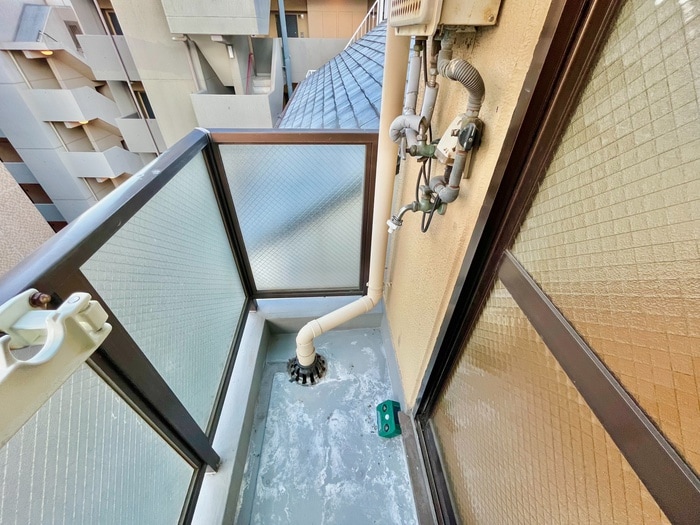 洗濯機置場 リバ－サイド東梅田