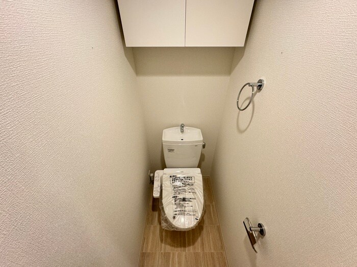 トイレ セレニテ神戸ミラクシュッド