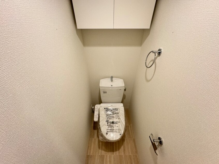 トイレ セレニテ神戸ミラクシュッド