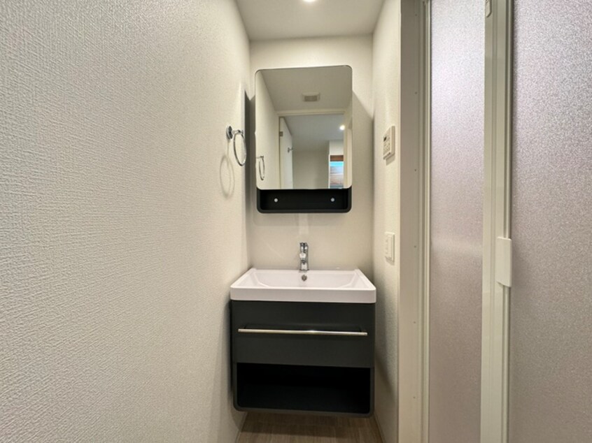 洗面 セレニテ神戸ミラクシュッド