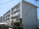 垂水農住団地８号棟の外観